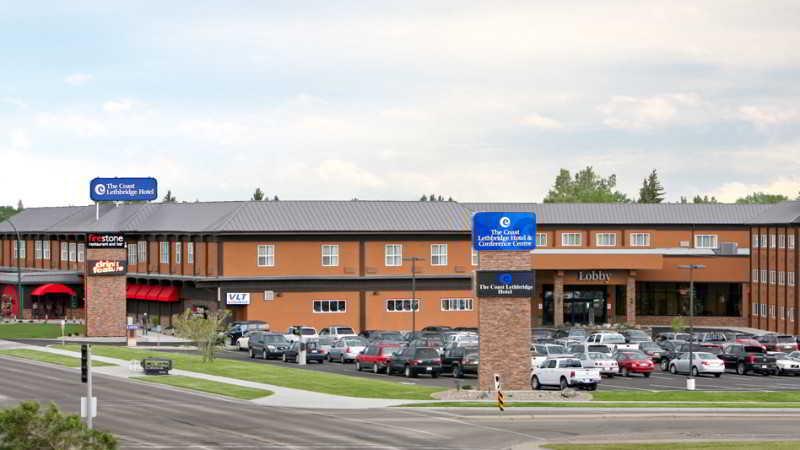 Coast Lethbridge Hotel & Conference Centre Экстерьер фото