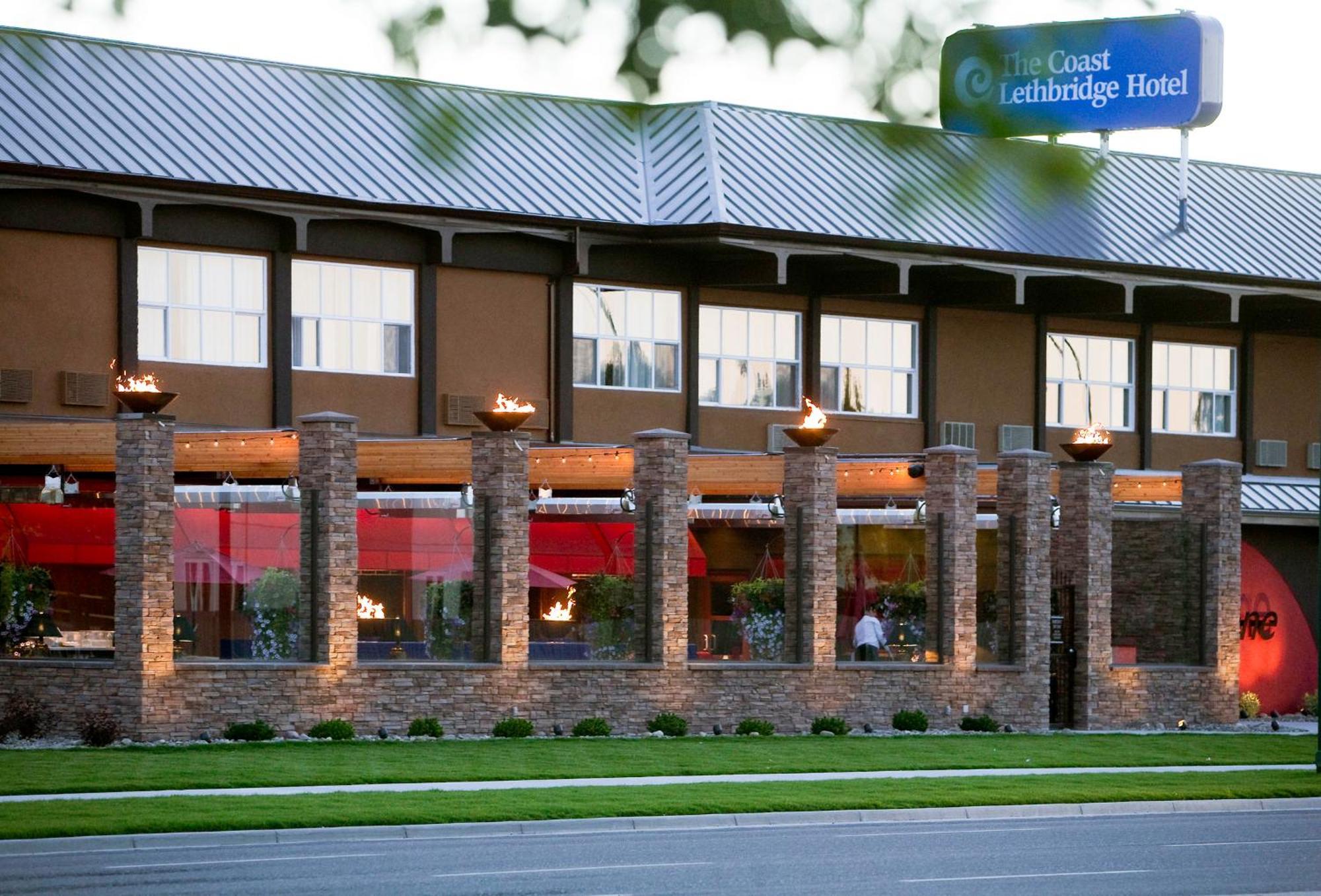 Coast Lethbridge Hotel & Conference Centre Экстерьер фото