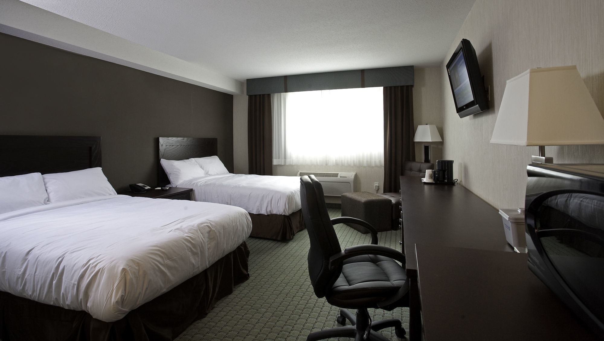 Coast Lethbridge Hotel & Conference Centre Экстерьер фото