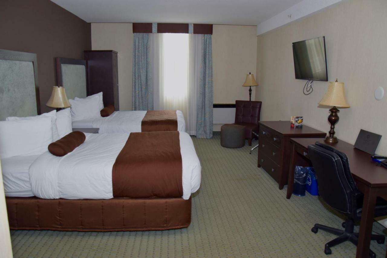 Coast Lethbridge Hotel & Conference Centre Экстерьер фото