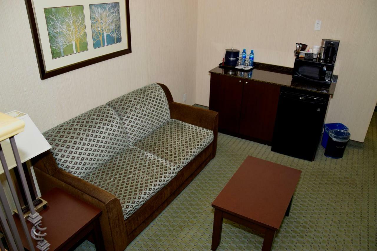 Coast Lethbridge Hotel & Conference Centre Экстерьер фото