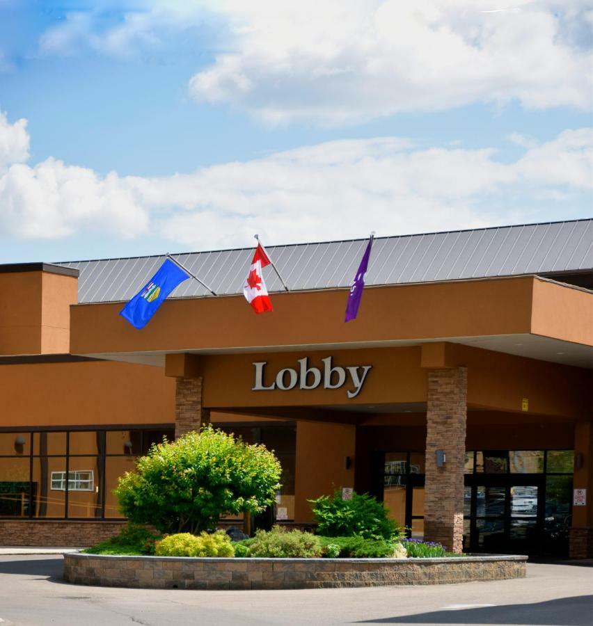 Coast Lethbridge Hotel & Conference Centre Экстерьер фото